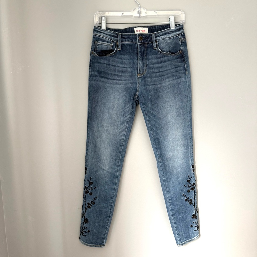 Driftwood Women's Jackie Embroidered Floral Skinny Jeans - Picture 2 of 9